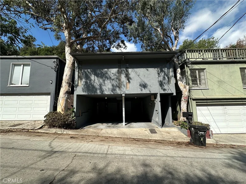 8317 Kirkwood