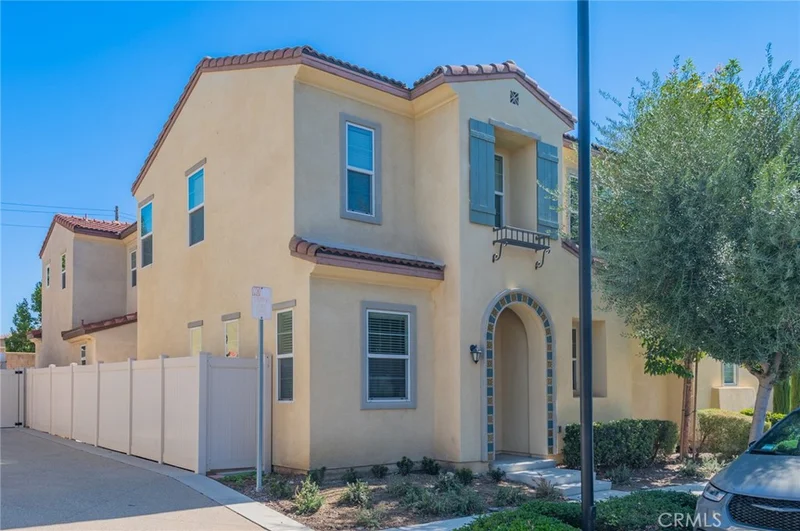11515 Cambria, Chino, CA 91710