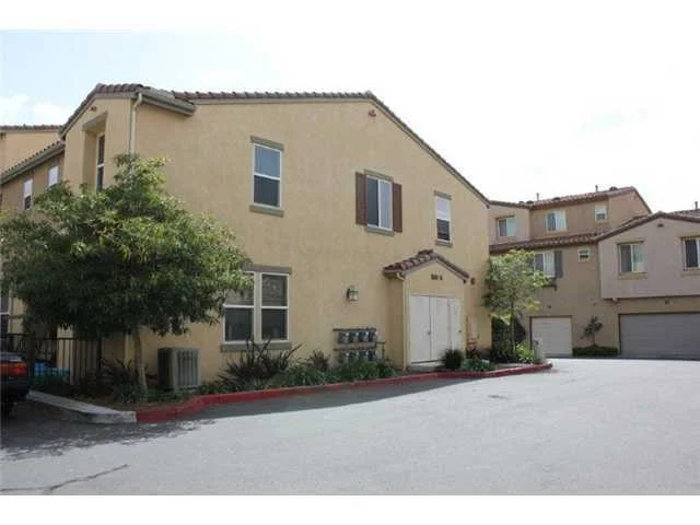 4300 Newton photo 2