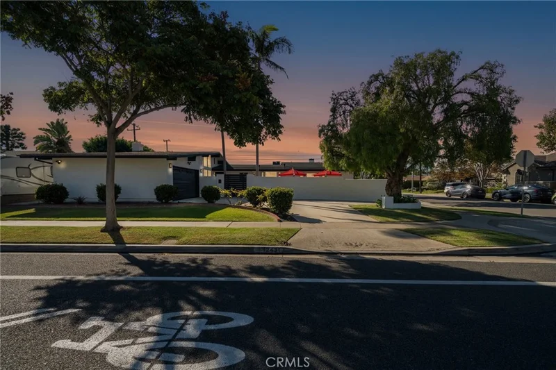 12431 Foster Road, Rossmoor, CA 90720