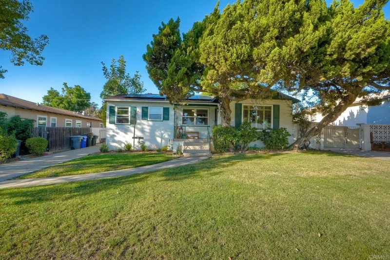 8980 Linden Lane, La Mesa, CA 91941