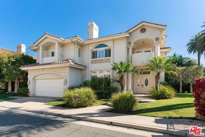 11840 Rowles Court, Los Angeles, CA 90066