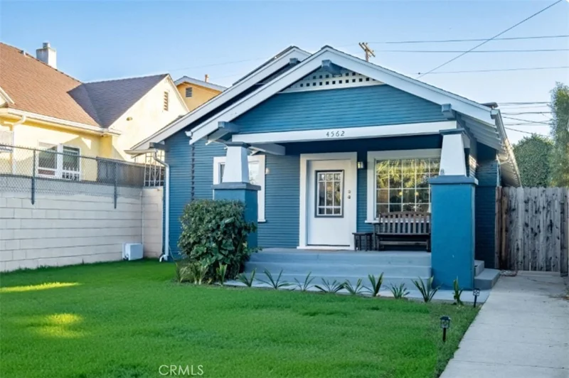 4562 Lomita, Los Angeles, CA 90019