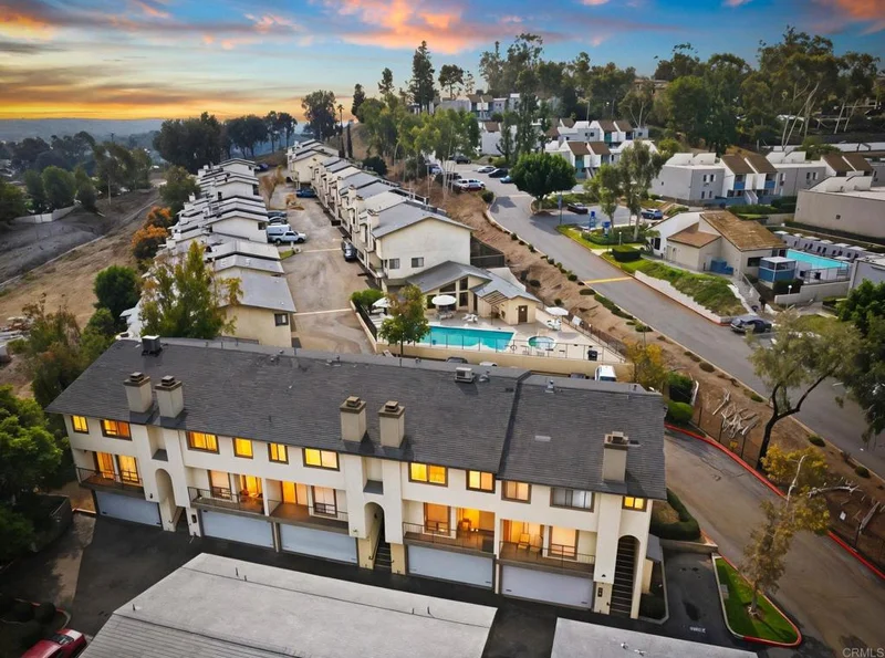 8535 Paradise Valley Rd 13, Spring Valley, CA 91977
