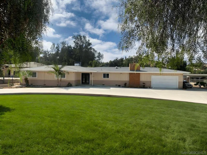 1885 Euclid Ave, El Cajon, CA 92019