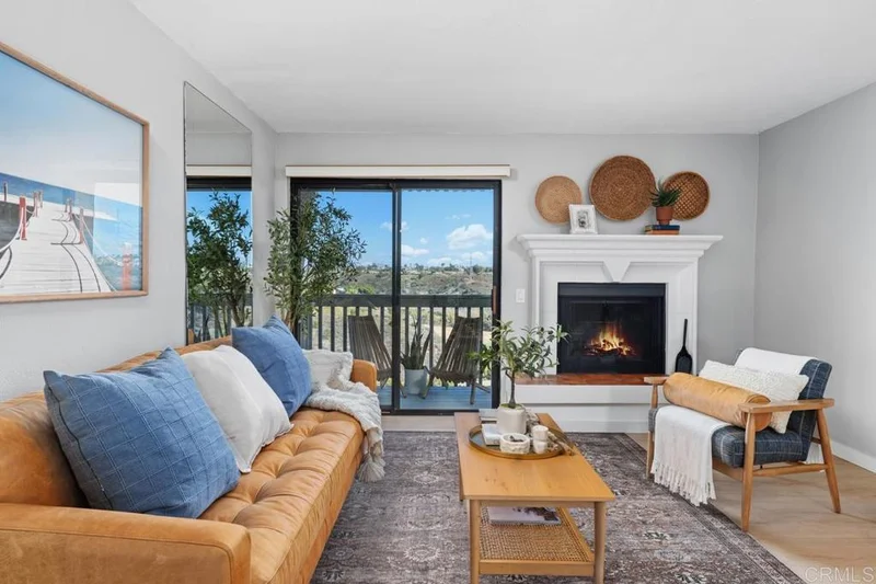 2925 Cowley Way B, Clairemont Mesa, CA 92117