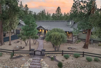 1605 Shenandoah Way photo 2