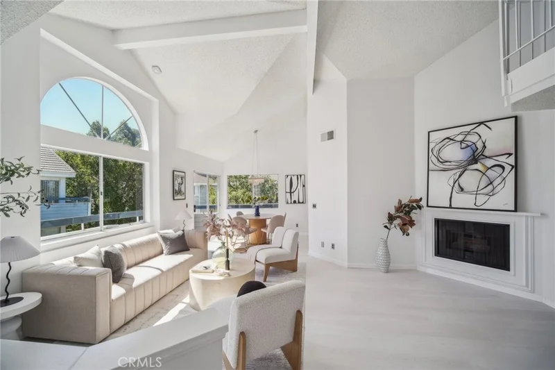 26970 Flo Lane 310, Canyon Country, CA 91351