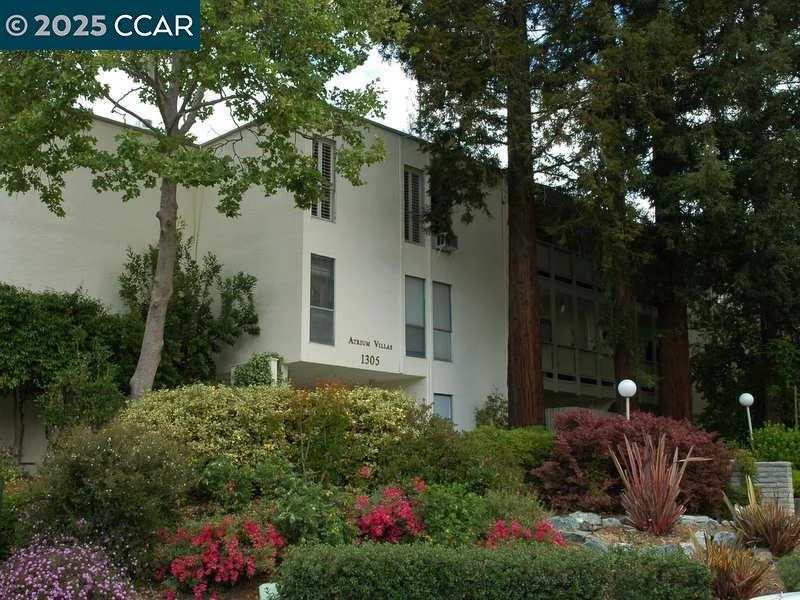 1305 Boulevard Way 311