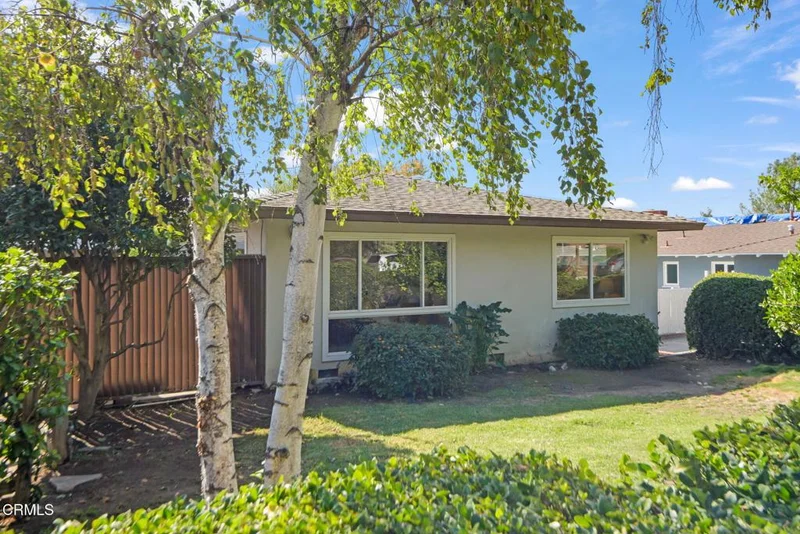 2702 Orange Avenue, La Crescenta, CA 91214
