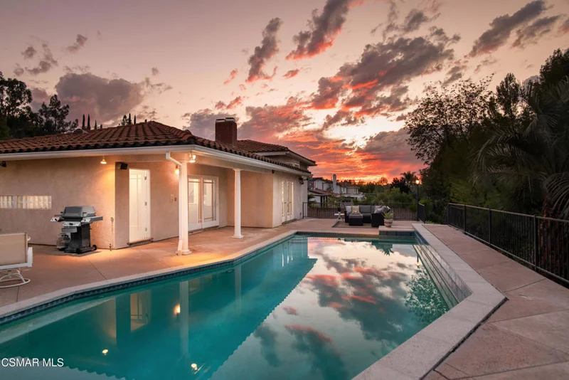 22587 Waterbury Street, Woodland Hills, CA 91364