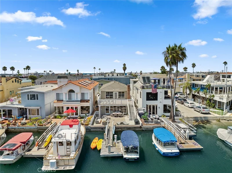4208 River, Newport Beach, CA 92663