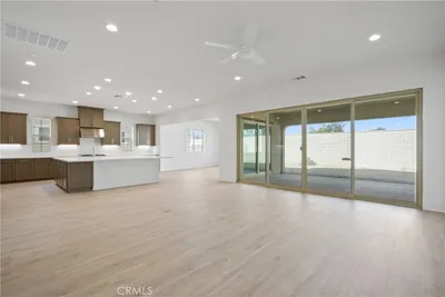 4610 Avondale Court photo 2