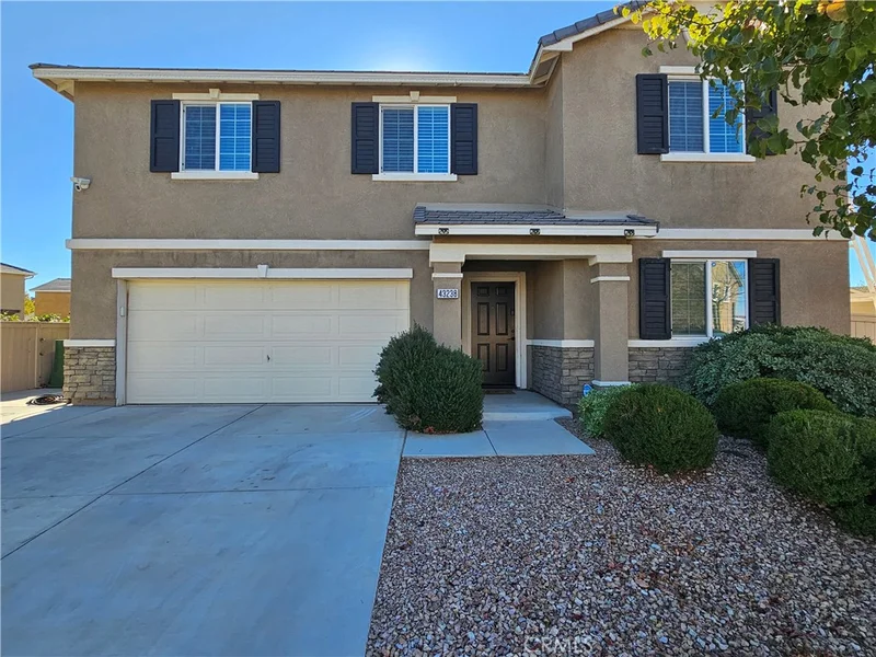 43238 Elizabeth, Lancaster, CA 93535
