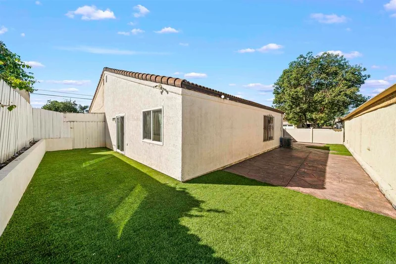 1012 S 45th Street, San Diego, CA 92113