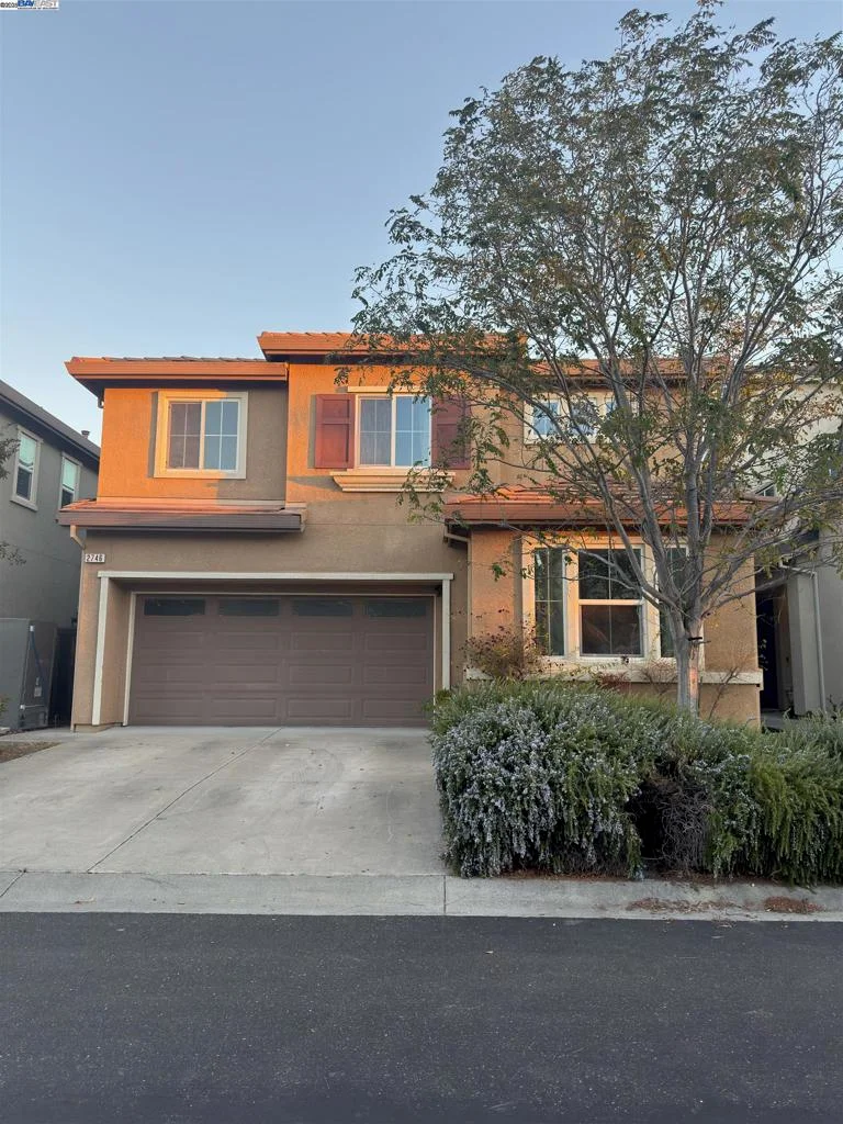 2746 Gracie Pl photo 2
