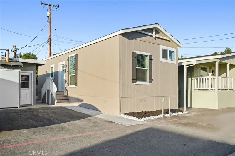 732 E Route 66, Glendora, CA 91740