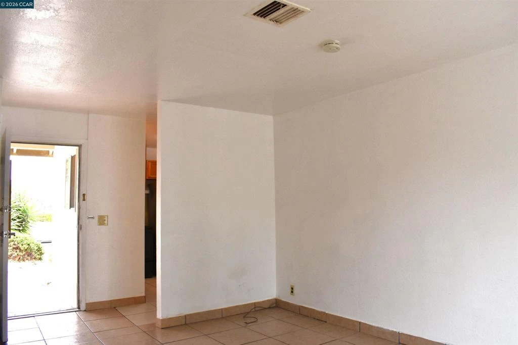 Interior 3