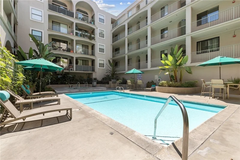 555 Maine 210, Long Beach, CA 90802
