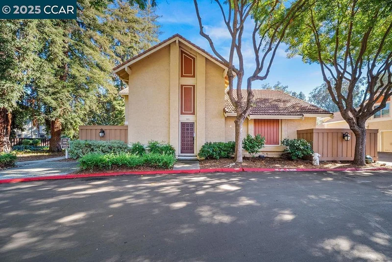 101 Candelero Pl, Walnut Creek, CA 94598