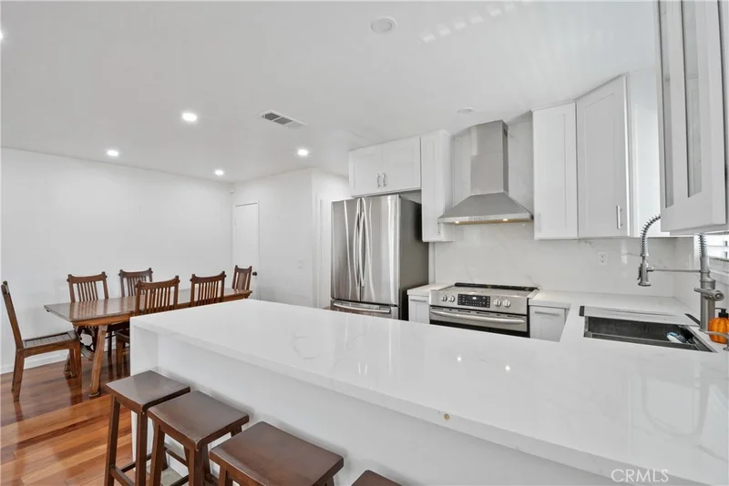 1190 Calle Del Sol, Azusa, CA 91702