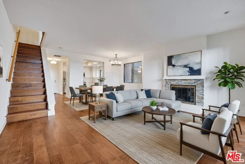 8711 Falmouth Avenue 104, Playa Del Rey, CA 90293