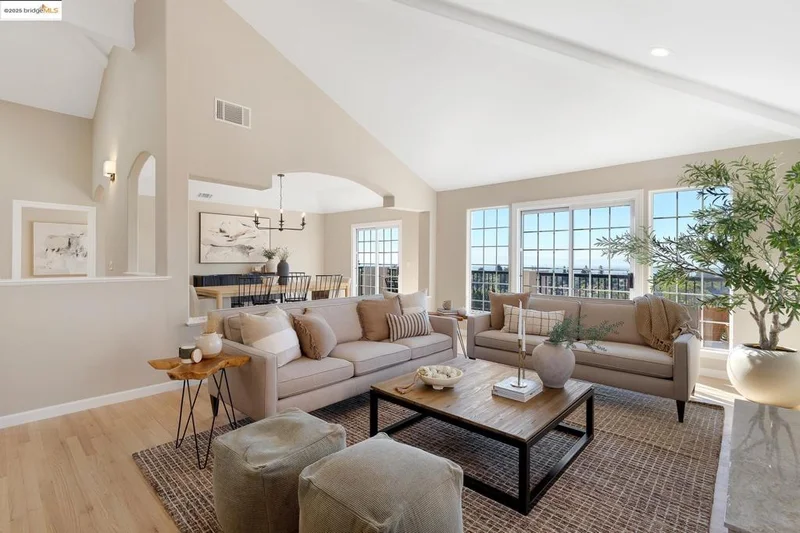 4230 Terrabella Way, Oakland, CA 94619