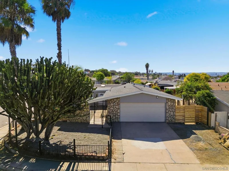 4325 Darwin Way, San Diego, CA 92154