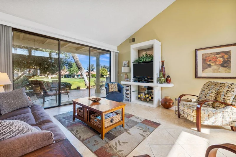 296 Castellana S, Palm Desert, CA 92260