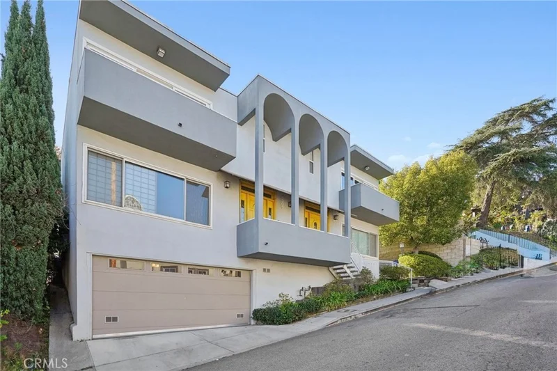 2305 Silver Ridge Avenue, Los Angeles, CA 90039