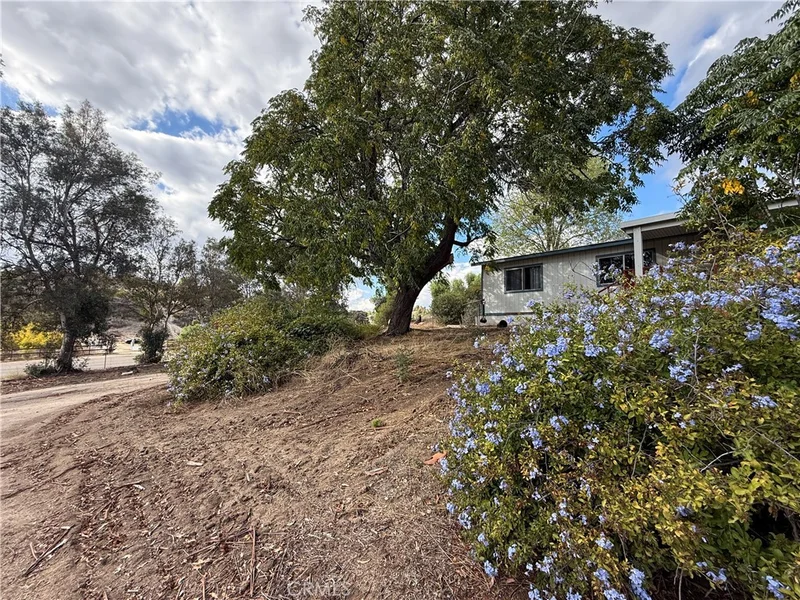 41805 William Hawthorne, Temecula, CA 92592