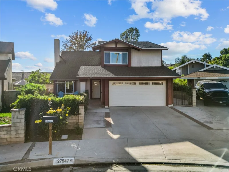 27547 Saffron, Saugus, CA 91350