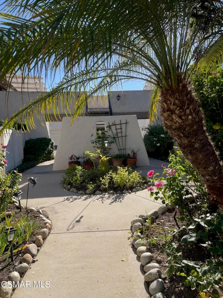 1223 Landsburn Circle, Westlake Village, CA 91361
