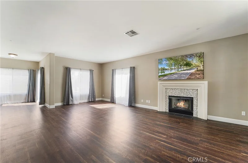 Photo 2 of 26332 Saint David Street