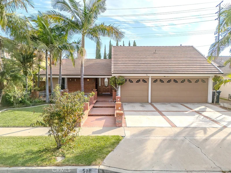 518 W Alpine, Santa Ana, CA 92707