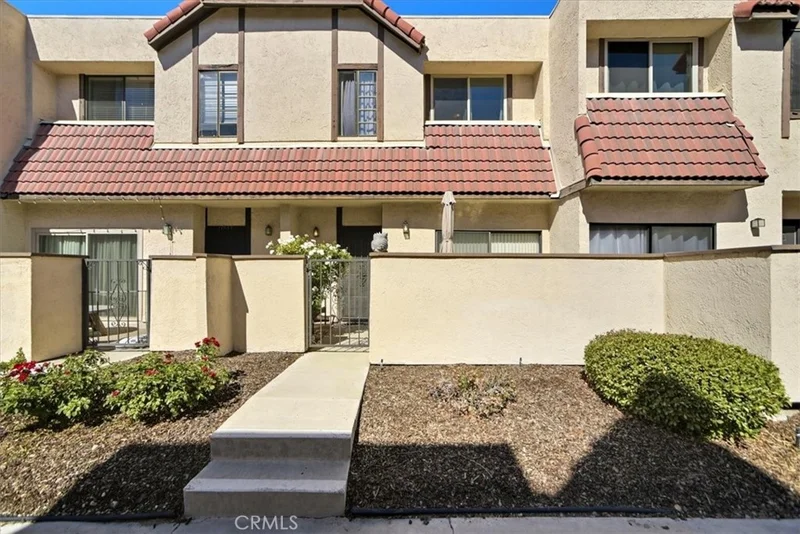 27617 Nugget, Canyon Country, CA 91387