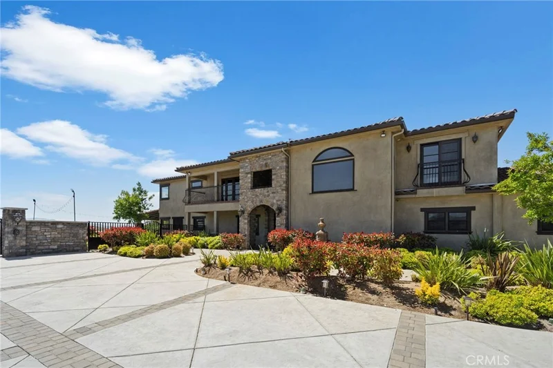 29732 Arroyo Oak, Castaic, CA 91384