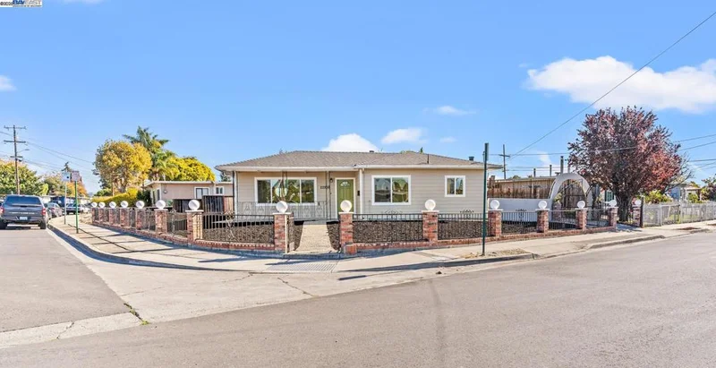 22836 Fuller Ave, Hayward, CA 94541