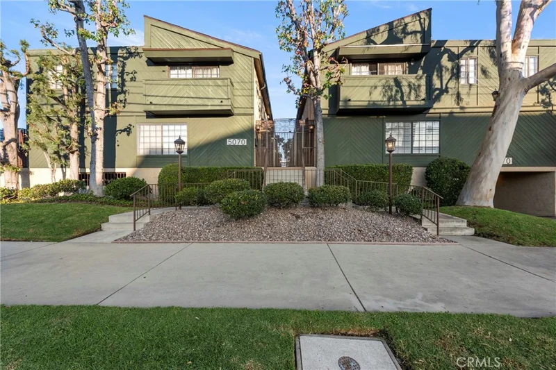 5070 Kester Avenue 12, Sherman Oaks, CA 91403