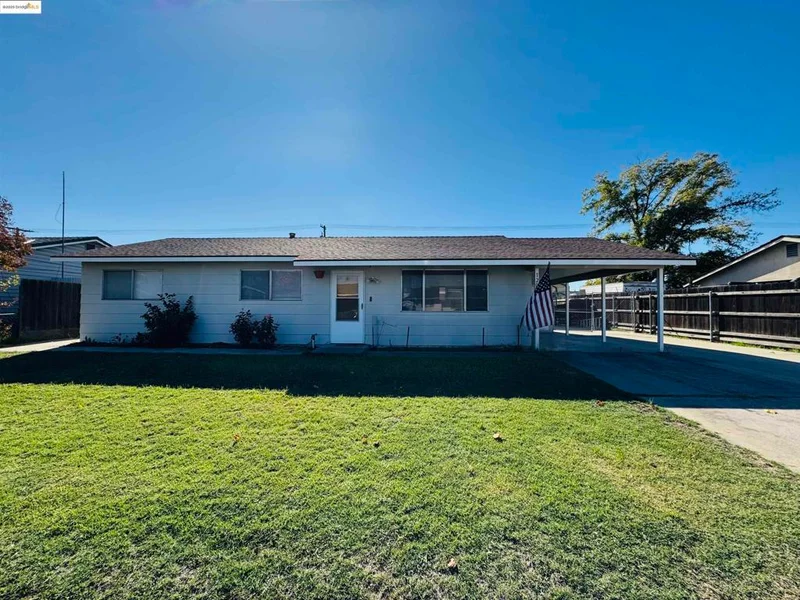 1208 Latimer Ave, Modesto, CA 95351
