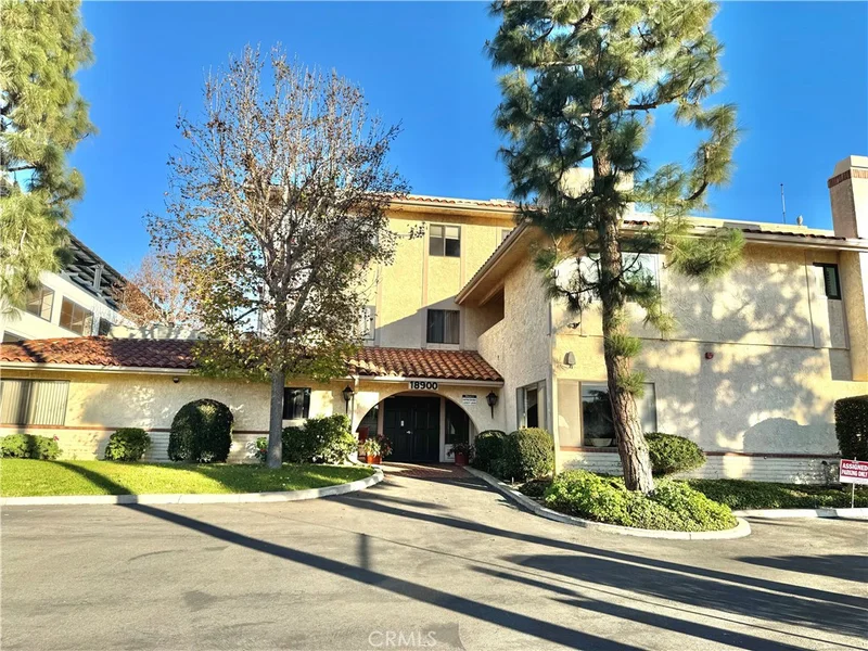 18900 Delaware Street 352, Huntington Beach, CA 92648