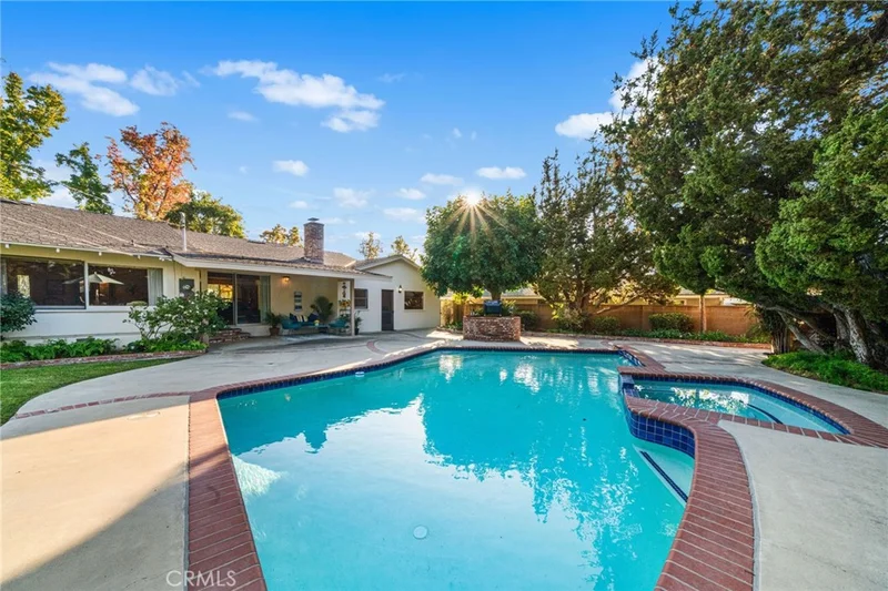631 E Elizabeth, Orange, CA 92867