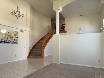 3135 Bartlett photo 2