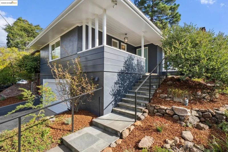1842 Brentwood, Oakland, CA 94602