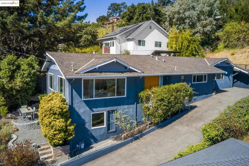 4134 Harbor View Ave, Oakland, CA 94619