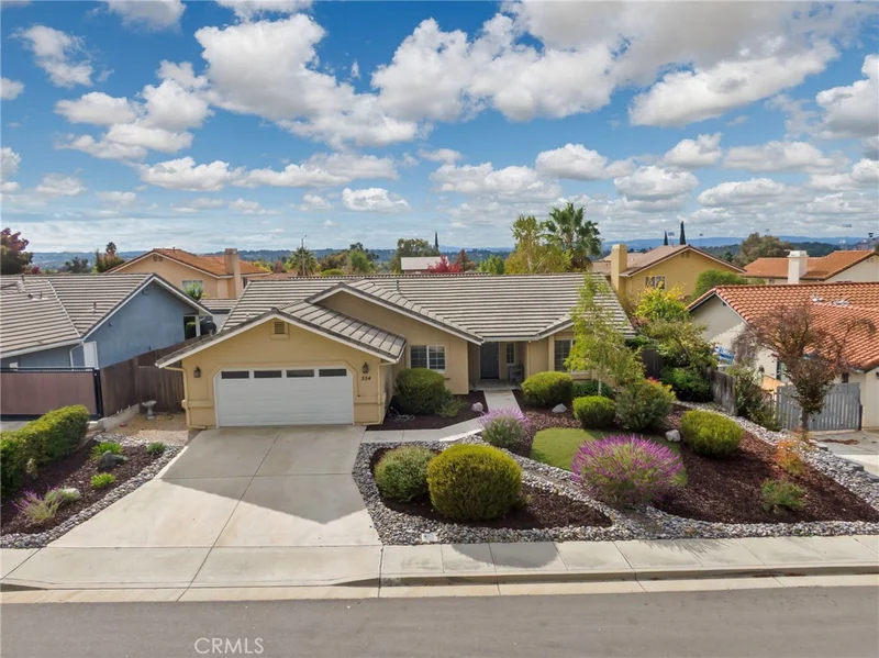 554 Andrea Circle, Paso Robles, CA 93446
