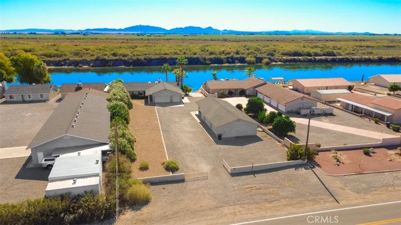 Photo 2 of 7449 Rio Vista