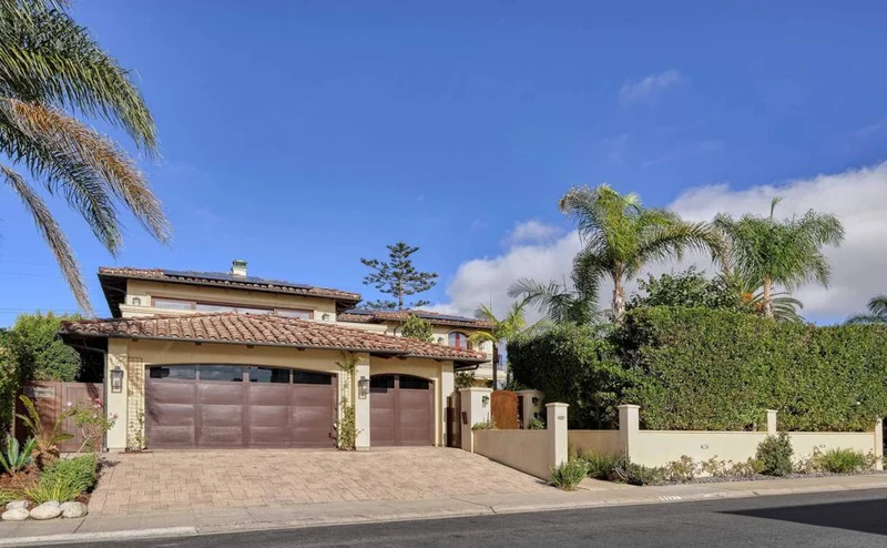 5227 Chelsea St, La Jolla, CA 92037
