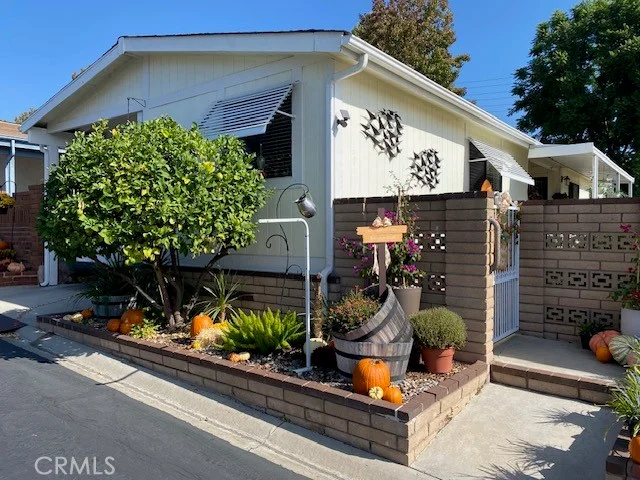 736 Knoll Lake, Brea, CA 92821