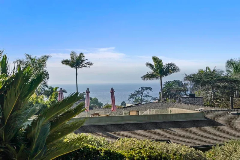 425 11th Street, Del Mar, CA 92014